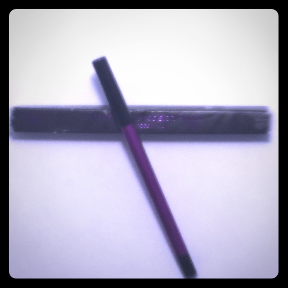 NWT Moodstruck Pencil Eyeliner (Purposeful)